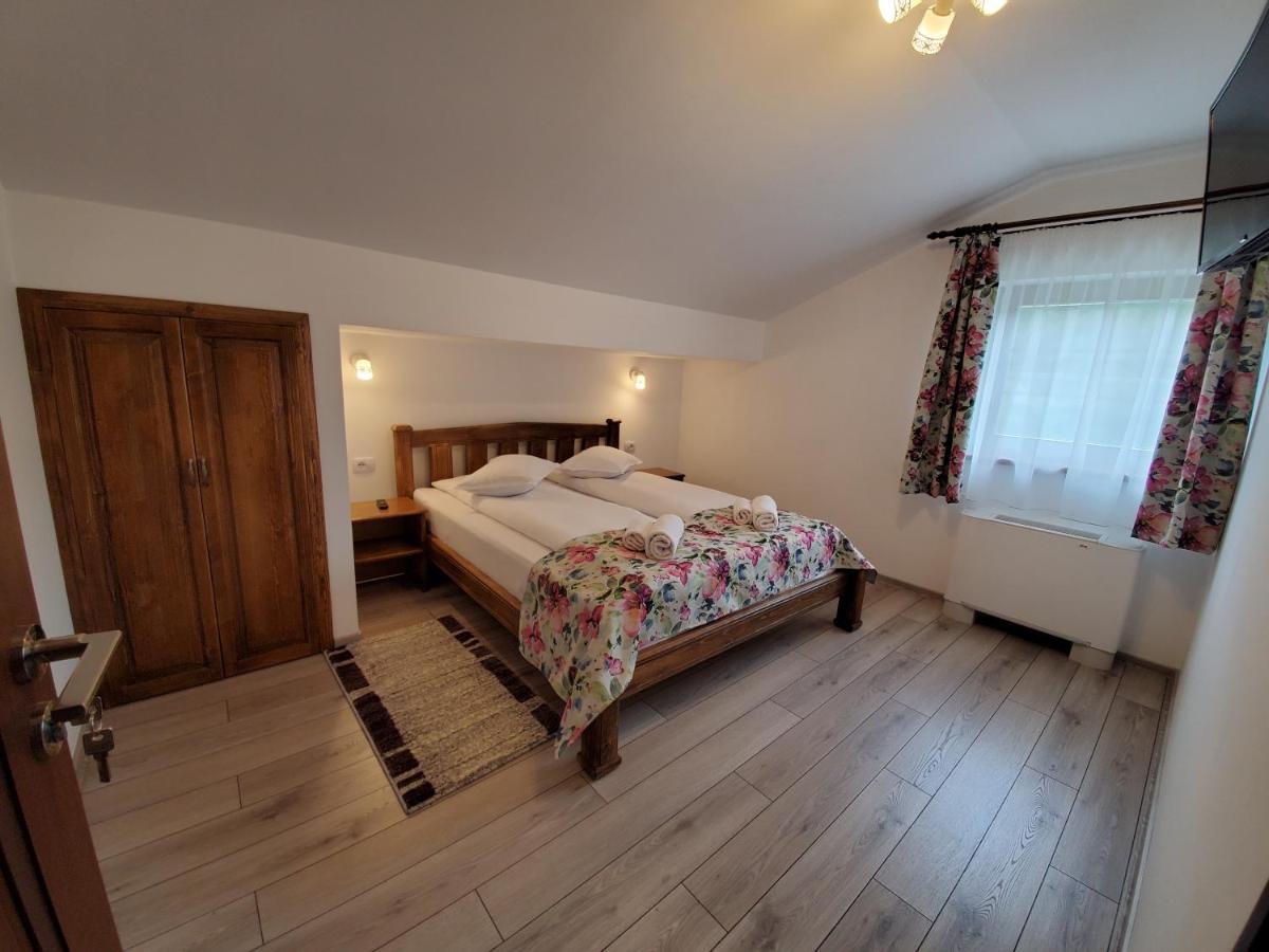 Pensiunea Casa Brancovenilor Sâmbăta de Sus Exterior photo