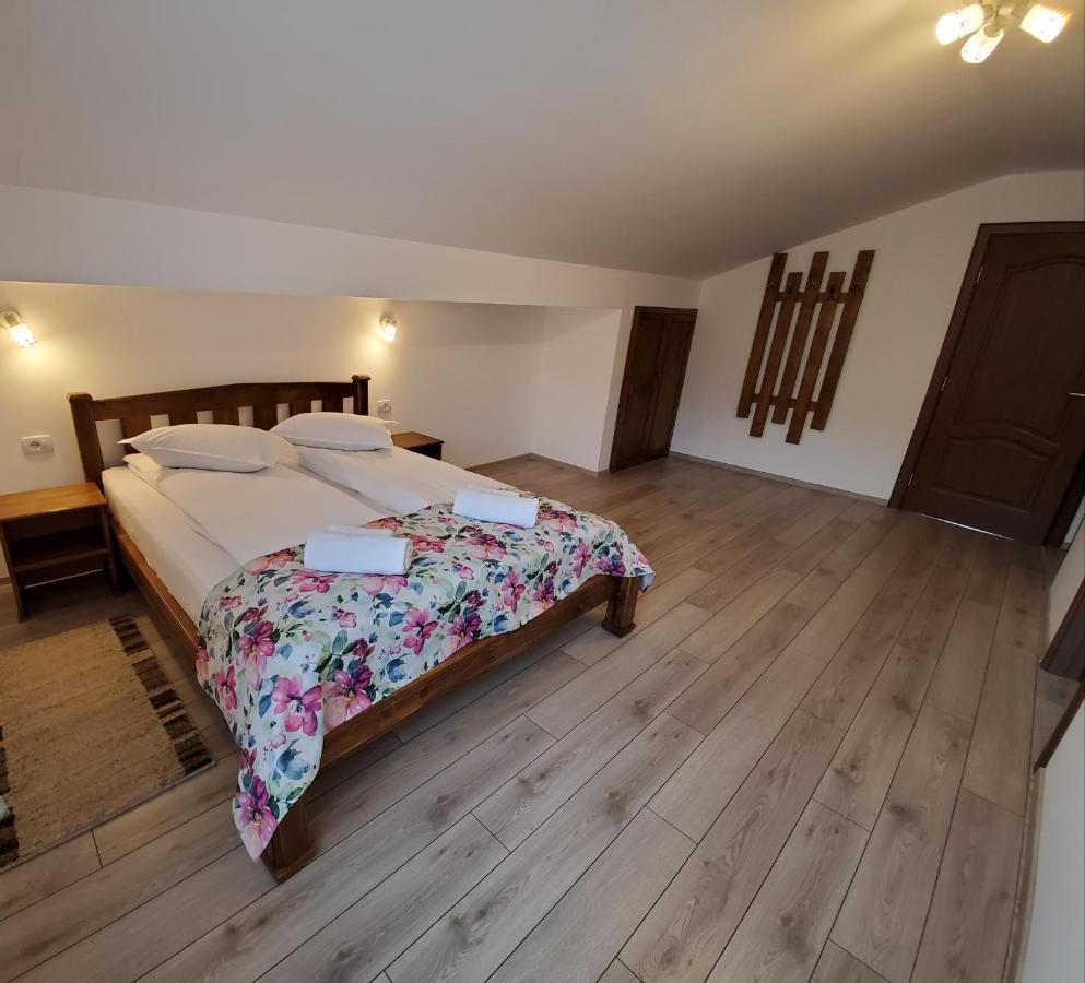 Pensiunea Casa Brancovenilor Sâmbăta de Sus Exterior photo
